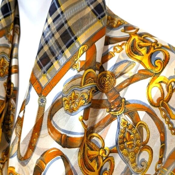 Vintage Coat of Armor/Belts and Buckle Square Scarf - Made in Italy - Picture 4 of 10